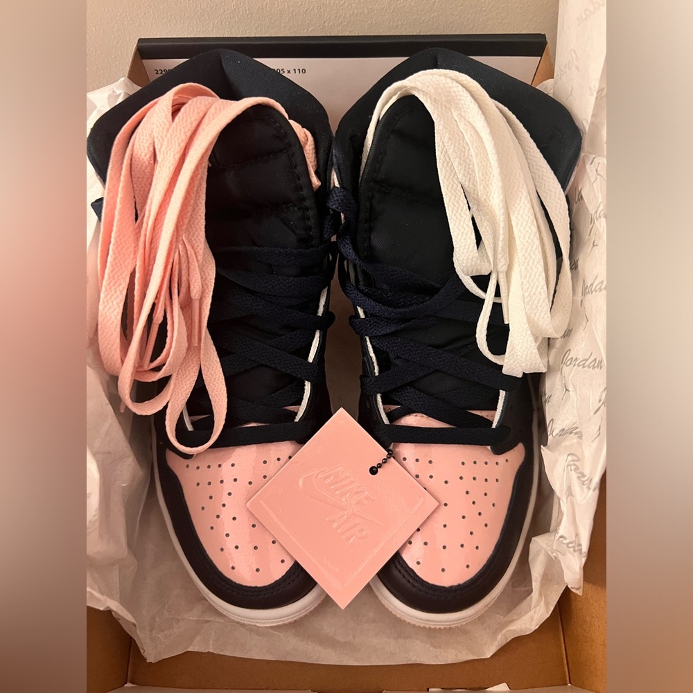 Jordan 1 Retro High OG Atmosphere (Women's)